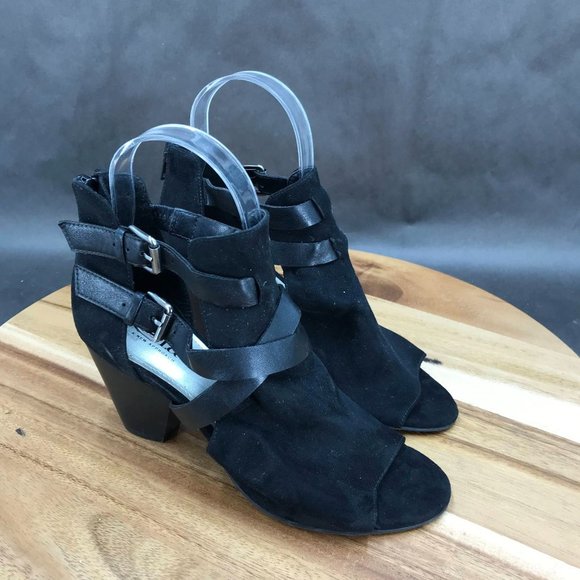 a.n.a Black Faux Leather Harness Adjustable Peep Toe Block Heel Booties Womens 6 - Picture 1 of 6
